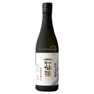 Senjo - NV - Junmai Daiginjo Sake - 720 ml.